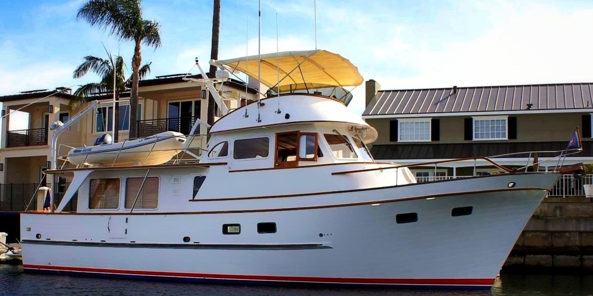 Quick gyro stabilizer MC2 X19 AC on DeFever 49 trawler | Derani Yachts ...